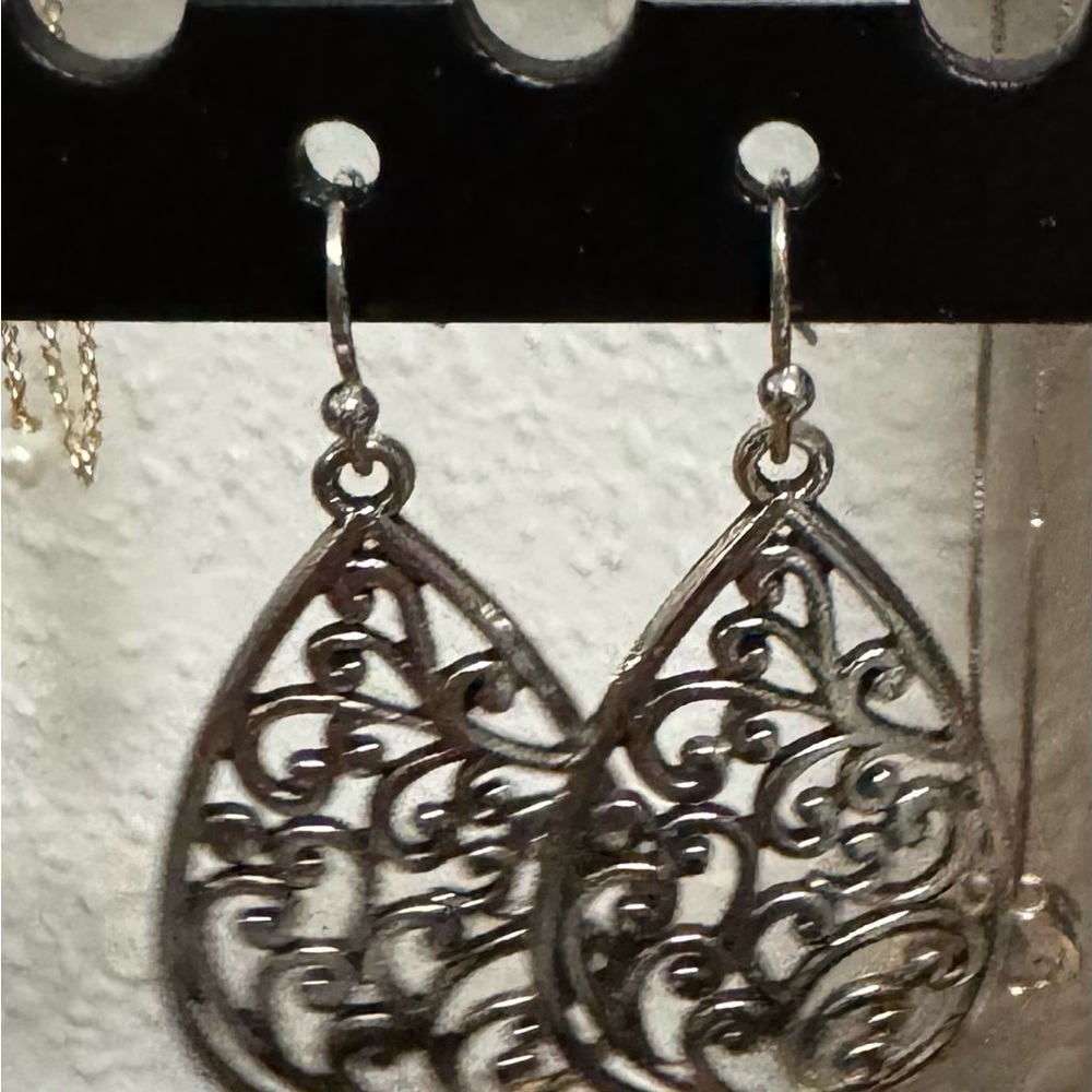 Earring Mega Bundle - Picture 9 of 13